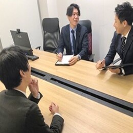 会社のファンとなる「原石」を見つけ「宝石」へと磨き上げるお仕事です