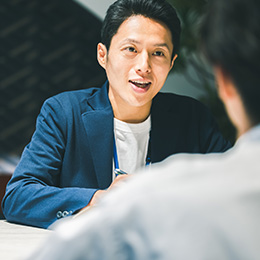 営業担当とコーディネーターが、あなたの理想のキャリアの実現に向けてサポートします。