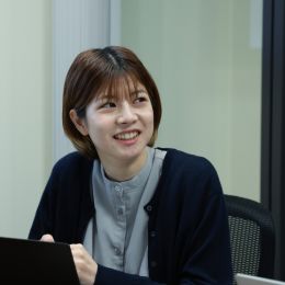 システム開発の実務経験またはデータベース設計（転勤なし・業界未経験歓迎）