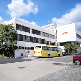 介護・観光タクシー、観光・送迎バスなど、幅広い事業を手掛ける安定企業です。