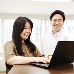 顧客の業種や業界も様々なので、物流業界を幅広く学べます。
チャレンジ精神旺盛な方にピッタリ！