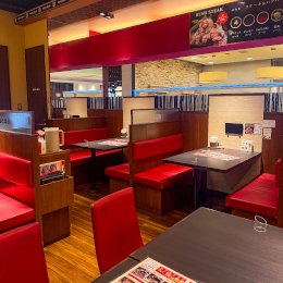 ステーキ・ハンバーグ専門レストラン「Meat Rush」などイートイン形式のレストランも好調！