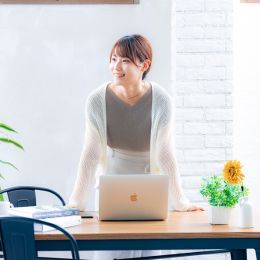 一人ひとりの人生や仕事の価値観を尊重し、「全員の希望を叶える」仕組みと組織づくりにこだわっています。
