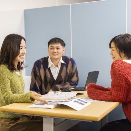 20代の若手から60代のベテランまで、幅広い層が年齢関係なく活躍している職場です。