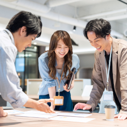 拠点間のコミュニケーションも活発！活気にあふれる環境で、これまでの経験や実績を存分に発揮できます。