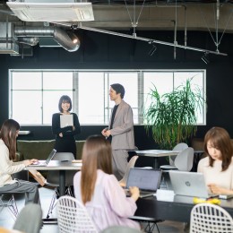 服装・ネイル・髪色自由！モチベーションを保って自分らしく働ける環境です。