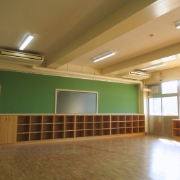 浦安市内の幼稚園や保育園、小中学校から大学などの受注実績多数。子供たちの成長を支えるお仕事なんです。