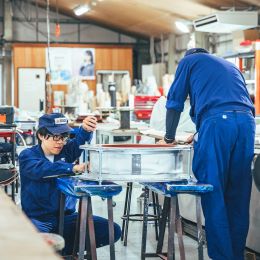 「モノづくりの仕事にあこがれていた」という社員が多数活躍しております。