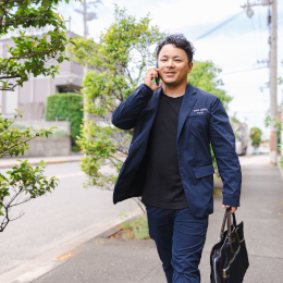 仕入れ価格やスピードだけでなく、営業が築いた信頼関係がが顧客との長期的な取引につながっています。