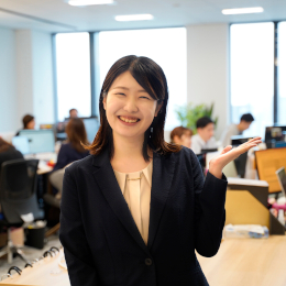 フラットで明るく、挑戦マインドの高い当社。面倒見の良い先輩社員や上司がしっかりサポートします。