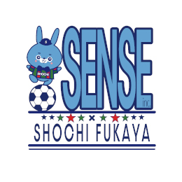 企業が高校サッカーのメインスポンサーとなる例はまだ少なく、テレビ取材など、メディアも注目！