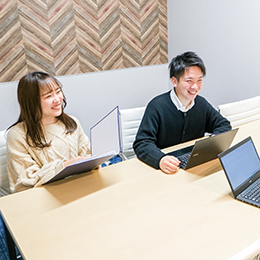 勉強会やノウハウ共有も定期的に実施。未経験の方もご安心ください！