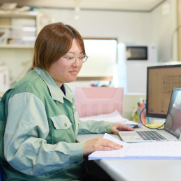 Kさんは、女性用の現場設備が整えられているのも、働きやすさを感じるポイントだそうです。