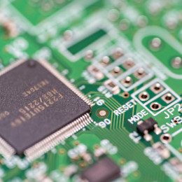 【安定性と将来性◎】海外出張で知見を広げながら、一生もののスキルを身に付けませんか？