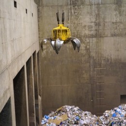 ゴミ処理場では、作業は1時間程度とメリハリ勤務なので、体力面も安心です！