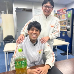 抽出部署のGL・加藤さんです。包装1F部署のGL・太田さんは夜勤のため撮影できず…すみません！