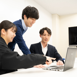 未経験の方も大歓迎！多様な研修や資格取得支援も完備されているので、着実にスキルを身につけられます。