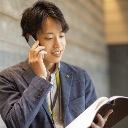 お客さまの高リピート率は誠実な営業の証。営業トークよりも、信頼関係の構築が営業の要！