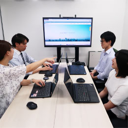 未経験から開発案件に携われる当社！個々のペースに合わせた丁寧な教育で安心してスキルを磨けます！