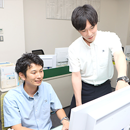慣れるまでは先輩がしっかりサポートしますので、いつでもお気軽にご相談ください！