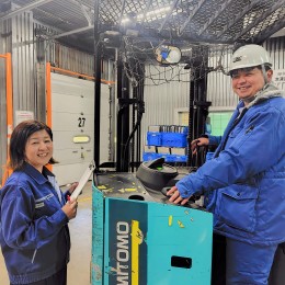 社内は気さくに話せるフラットな関係なので、元気に笑って仕事に取り組めます。