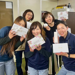 ネイルも髪型も自由！自分が好きなスタイルで働けます。