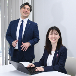 【働きやすさ◎】資料請求などの初期対応は運営本部がバックアップ！生徒と向き合うことに専念できます。