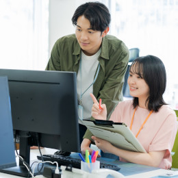 社員の平均年齢は28歳。20代～30代の若手社員が中心となって活躍しています。