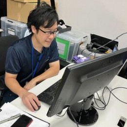 研修はもちろん、資格取得支援も実施中。実績次第で早期キャリアアップも可能！
