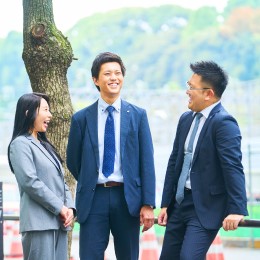 業績を順調に伸ばしている成長企業であり、先輩や上司の年齢も近く、人間関係が非常に良好です！