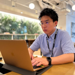 年休125日以上、土日祝休、残業月10h程と働きやすさも抜群。長く働き続けられる環境が整っています。