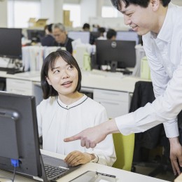 穏やかな社員が多く、おおらかな社風。困ったことは何でも相談できる環境です。