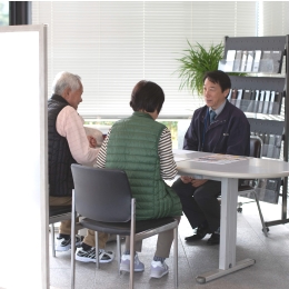 仕事柄、親身で話しやすい先輩ばかり。分からない事があってもスグに聞けて安心です。