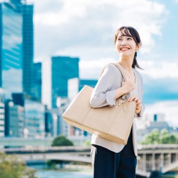 年間休日122日・残業少なめの働きやすい環境で、理想のワークライフバランスも確保できます。