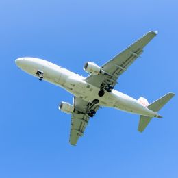 「飛行機が好き」「モノづくりが好き」「スケールの大きな仕事がしたい」という方、大歓迎です！