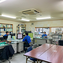平均勤続年数18年と、長く勤められる働きやすさを整えています。