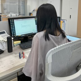 わからないことはイチから丁寧に教えます。腰を据えてじっくりとスキルを磨きませんか？
