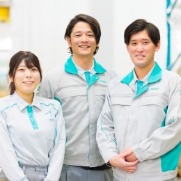 上司との距離も近く、同期との交流の機会も豊富。仲間と一緒に切磋琢磨しながら成長できる環境です。