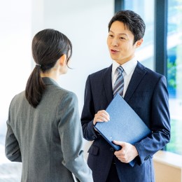 わからないことがあれば、気軽にコミュニケーションを取れる、フラットで風通しの良い職場環境です。