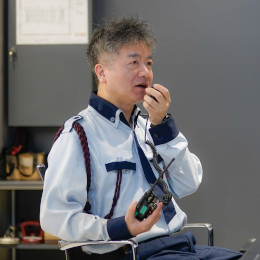 幅広い年代が活躍中。屋内での業務が中心だから、暑さ寒さとも無縁で働きやすい環境です。