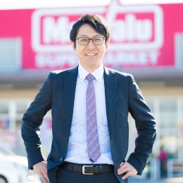 バイヤーや店長、営業などさまざまなキャリアプランを描くことができます。