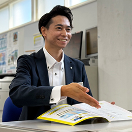 年齢・性別・過ごす環境もさまざまなお客様にお会いできるのが、この仕事の面白さのひとつです。
