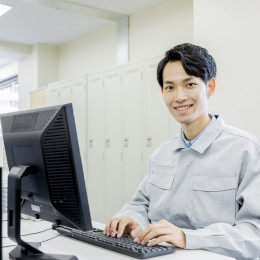 未経験の方はCADの使い方からじっくり。経験者の方はメーカーの設計職としてスキルアップが叶います。