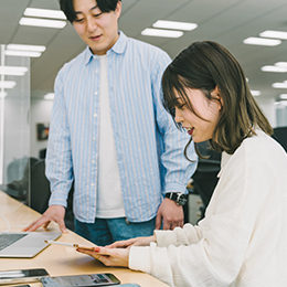 コミュニケーションを大切にしています。チームメンバーや上司への相談や提案も活発に行われています。
