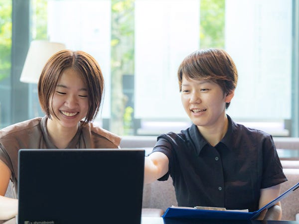 完全週休2日制＆年間休日122日！有給初年度16日＆2年目から20日付与！「家族とゆっくり過ごす時間がとれる」と好評☆