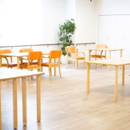 残業少なめ、産休育休取得実績などワークライフバランスを大切に働ける環境です。