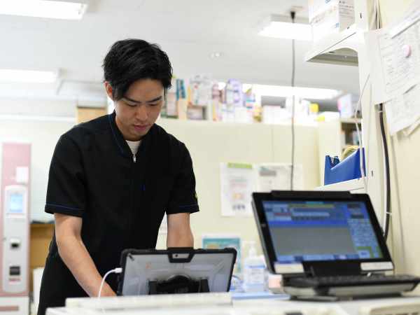 サツドラ薬局　パートアルバイト　薬剤師　南33条