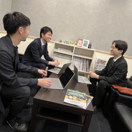先輩・後輩、上司・部下の間に壁がなく、コミュニケーション良好な職場です。