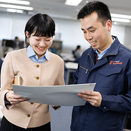 東証スタンダード上場企業の安定感の元、風通しの良いフラットな社風が魅力！