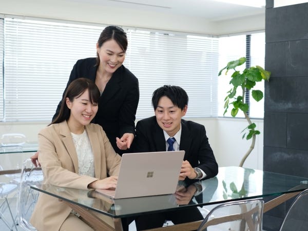 キャリアアドバイザー(営業職) /薬局を10店舗運営する当社で新たなキャリアを築きませんか？